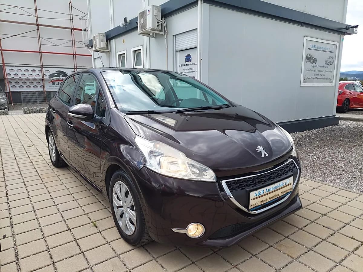Peugeot 208