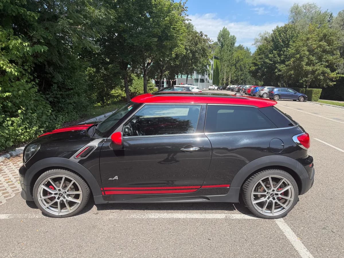 MINI Paceman