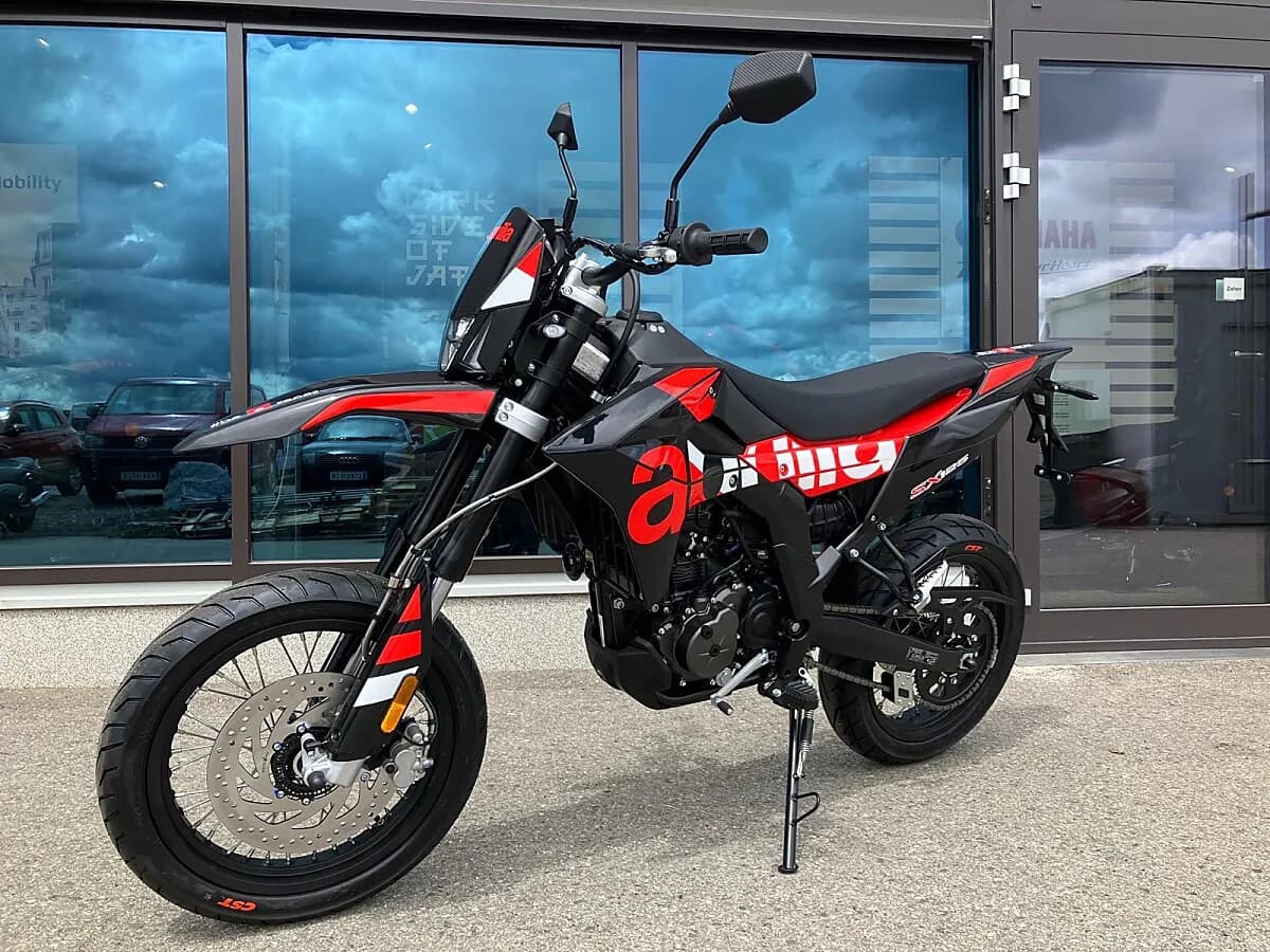 Aprilia SX