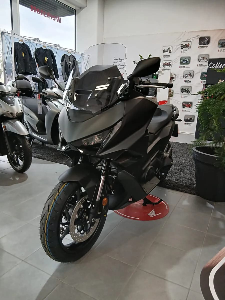 Honda Forza