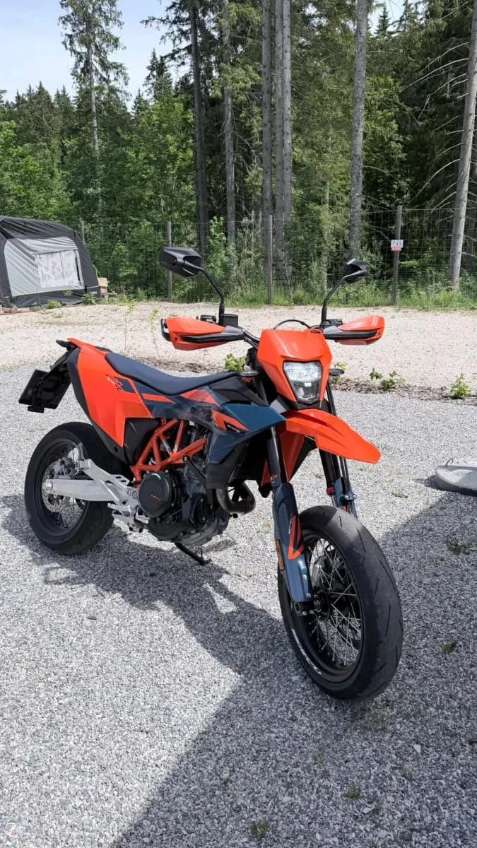 KTM 690