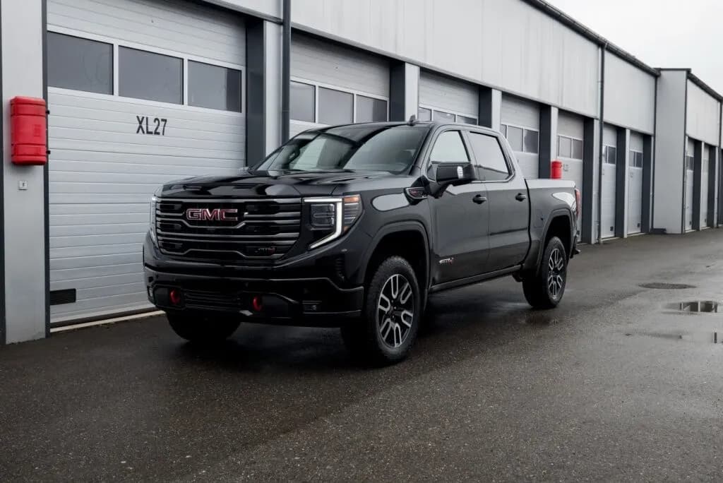 GMC Sierra