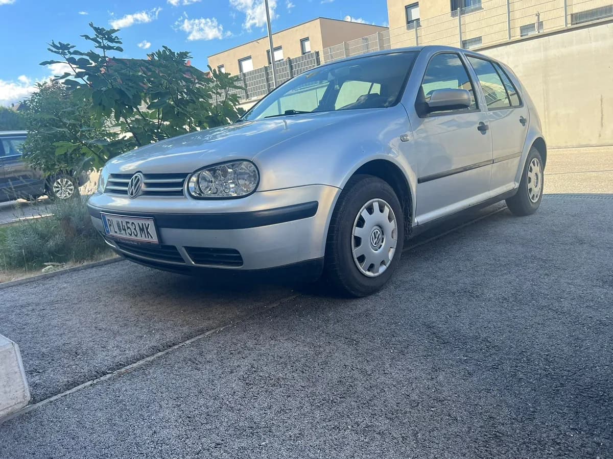 VW Golf
