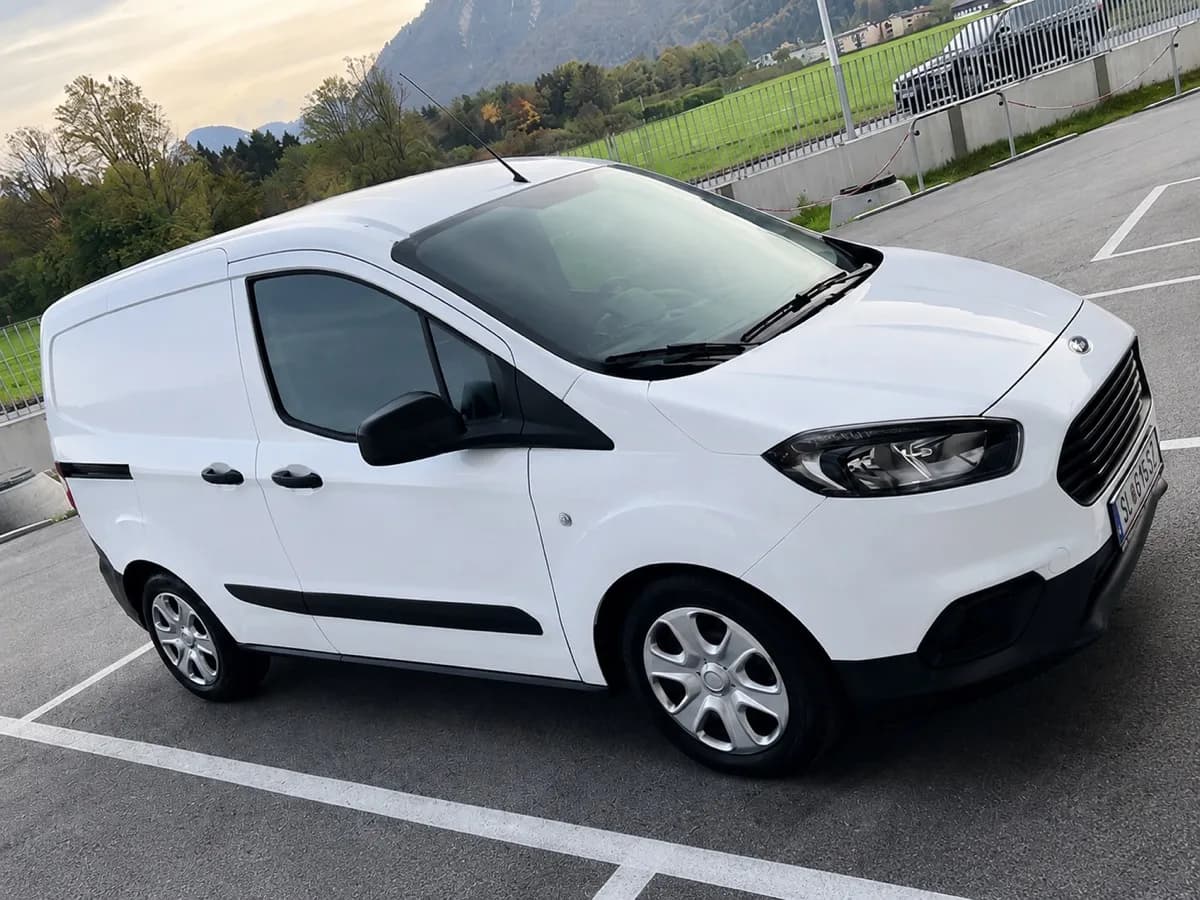 Ford Transit Courier