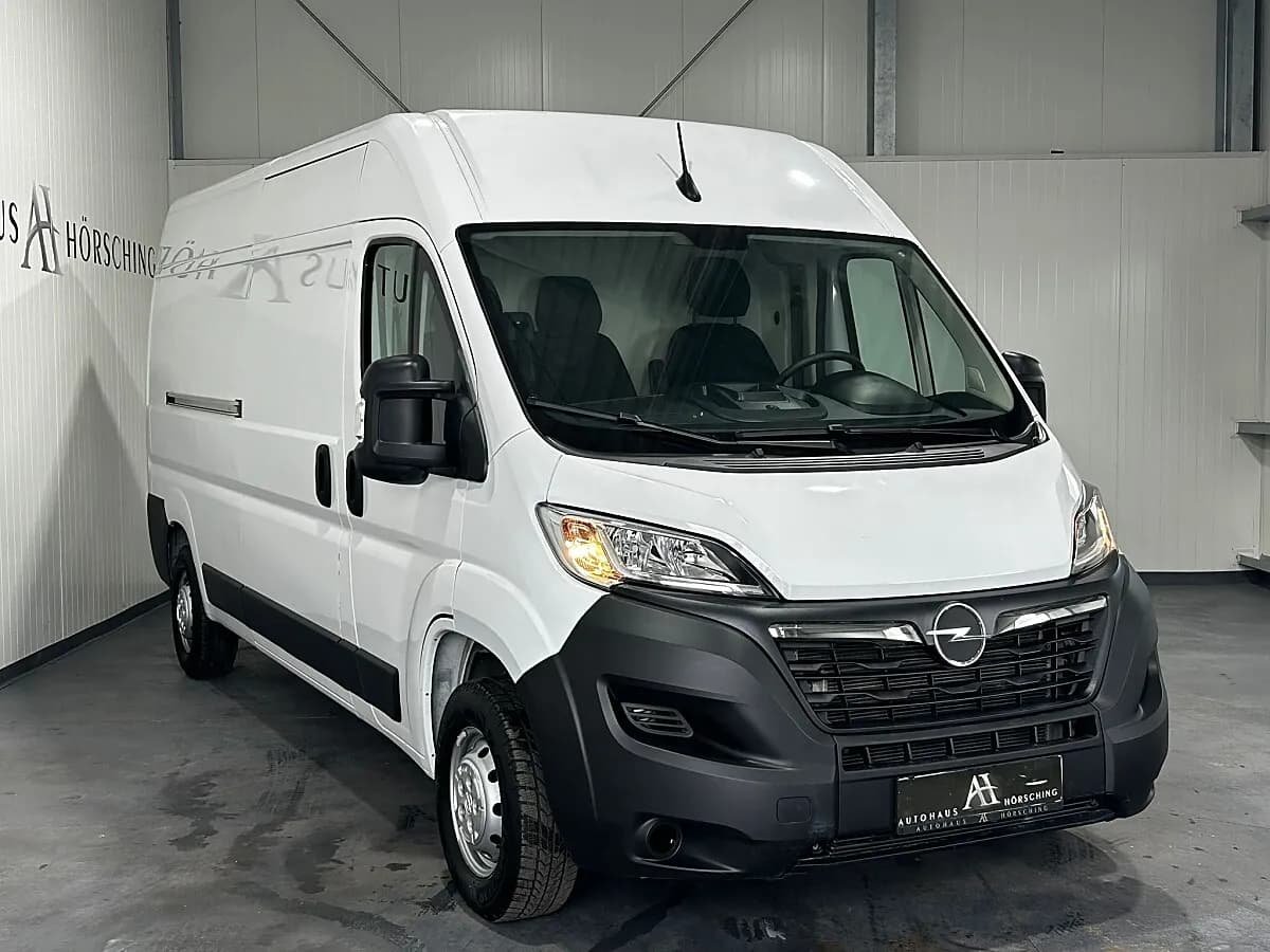 Opel Movano