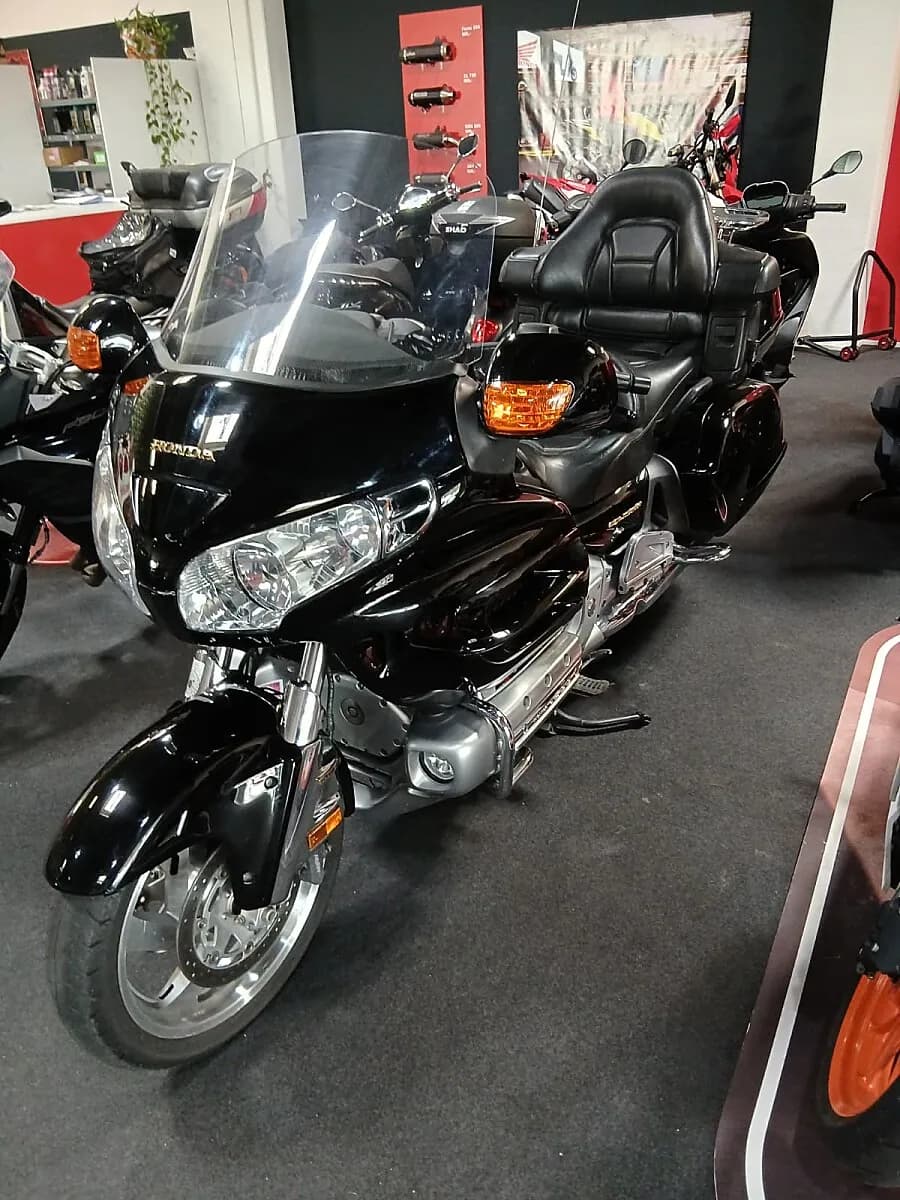 Honda GL