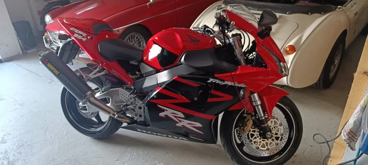 Honda CBR