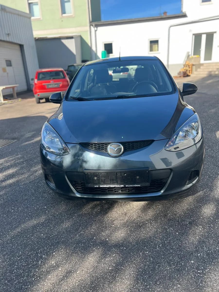 Mazda Mazda2