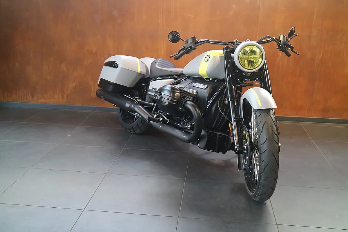 BMW R 18