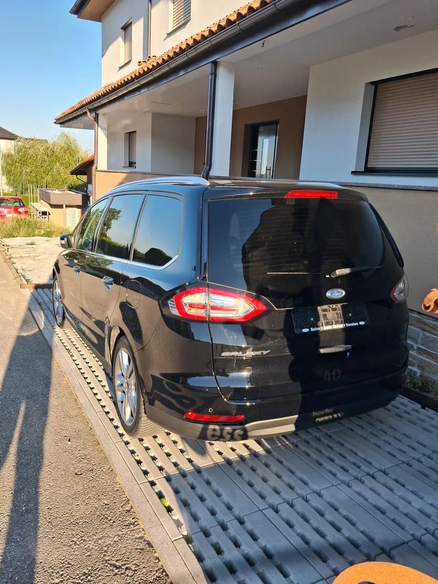 Ford Galaxy