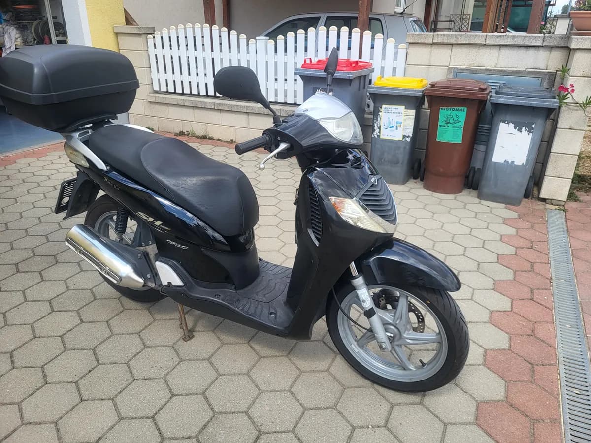 Honda SH