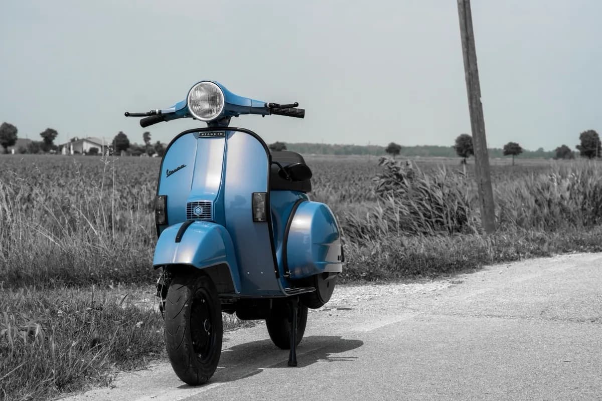 Vespa PX