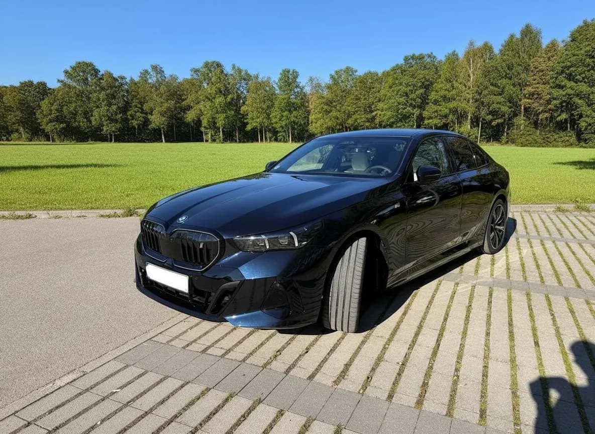 BMW i5