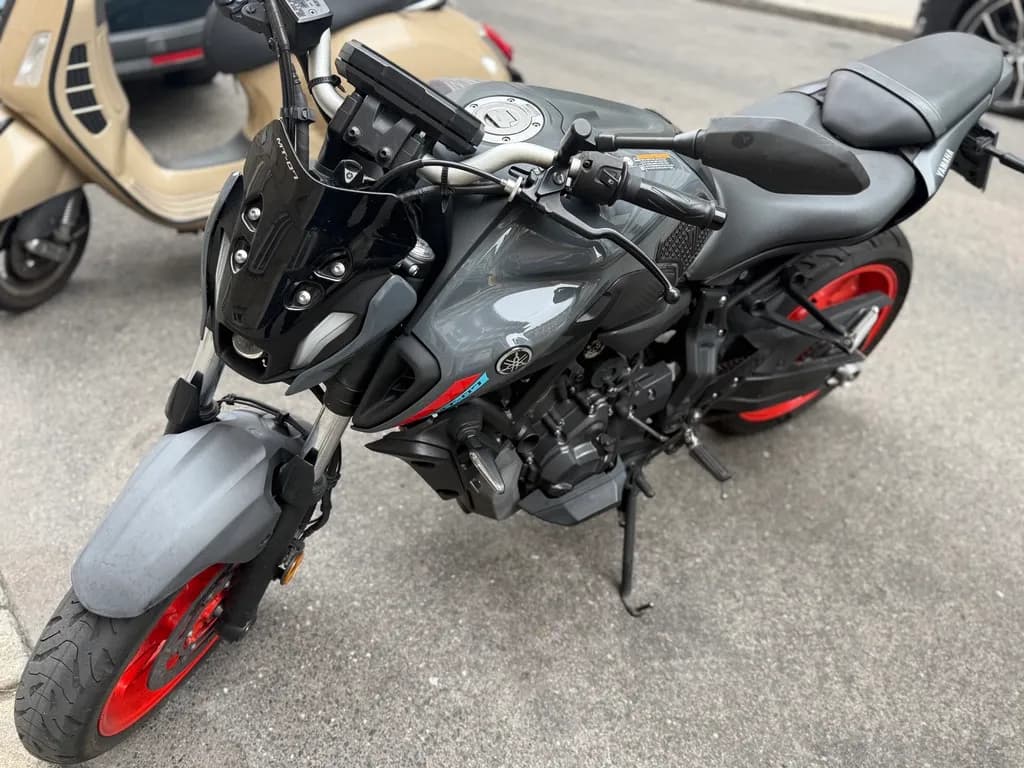 Yamaha MT