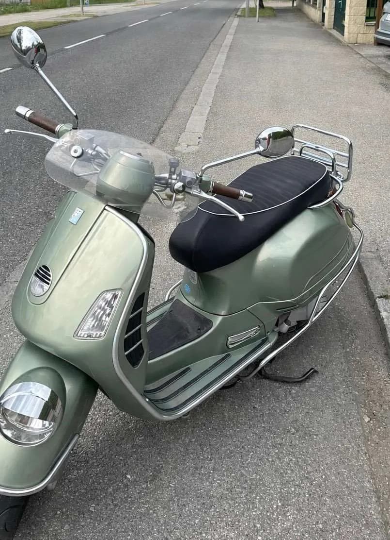 Vespa GTV