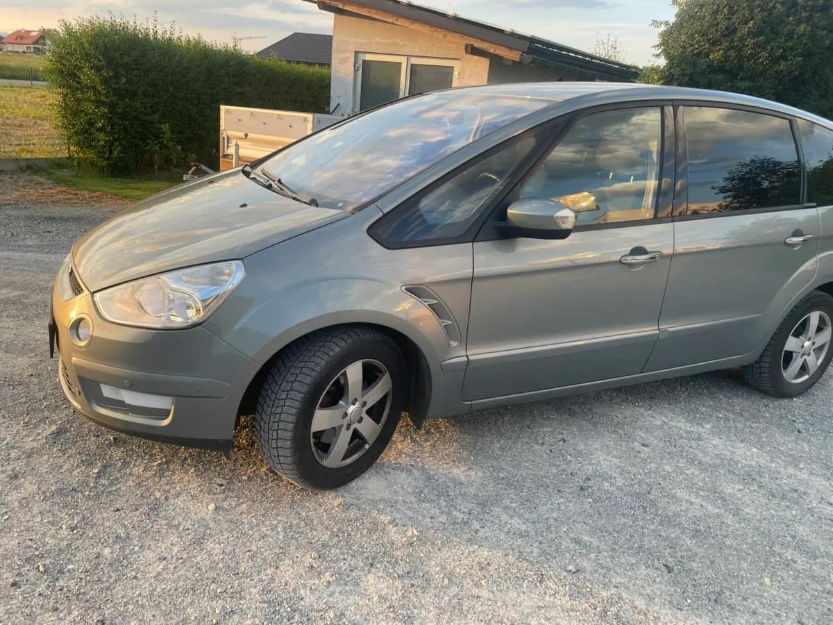 Ford S-MAX