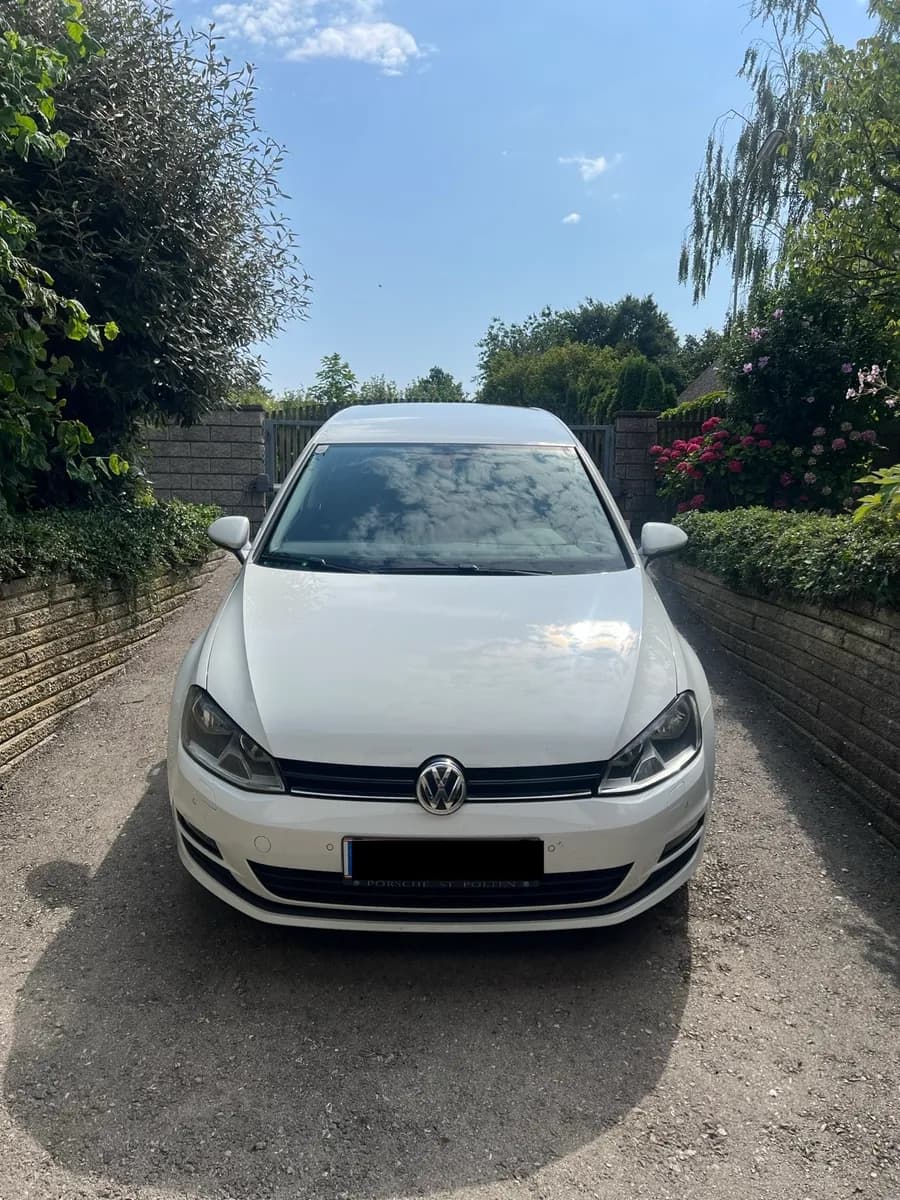 VW Golf