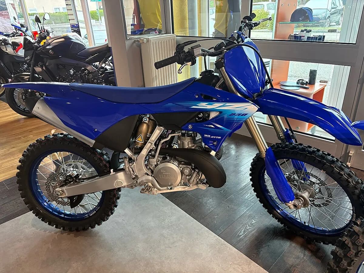 Yamaha YZ