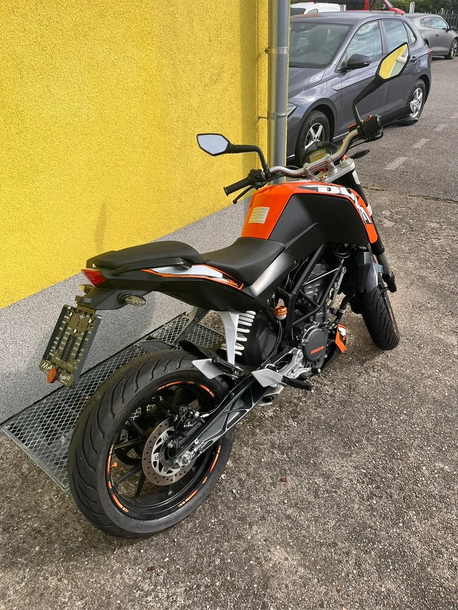 KTM 125
