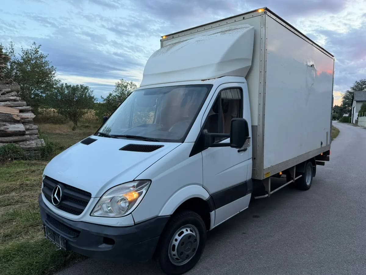Mercedes-Benz Sprinter