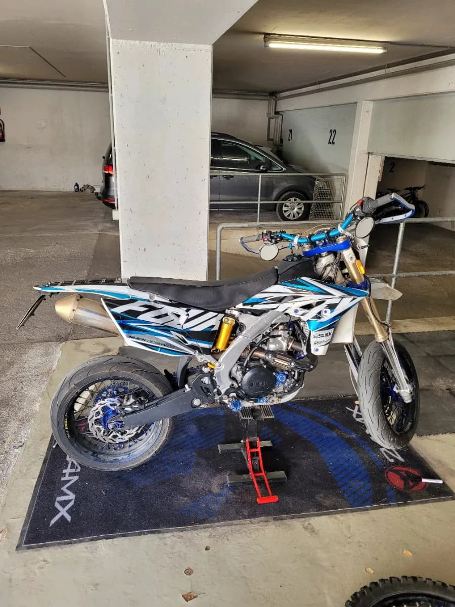 Yamaha WR