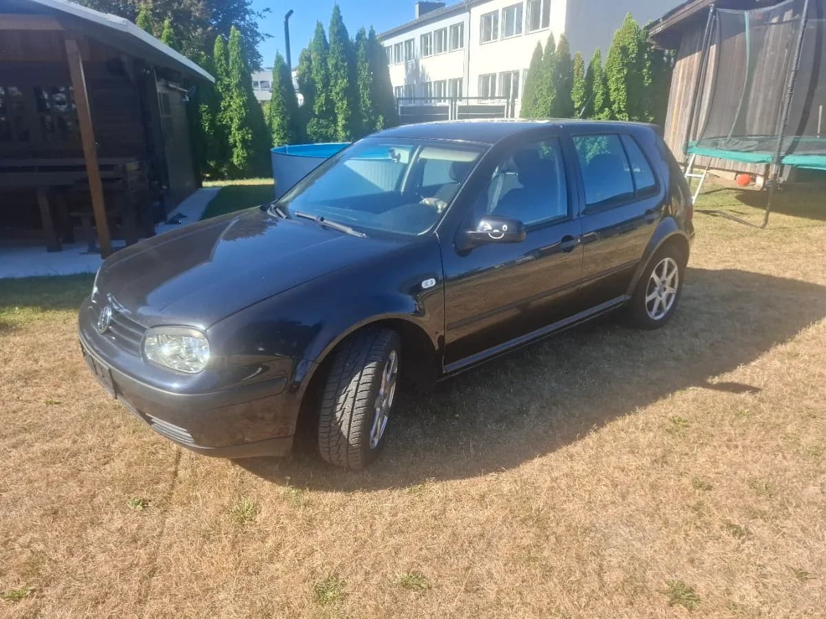 VW Golf