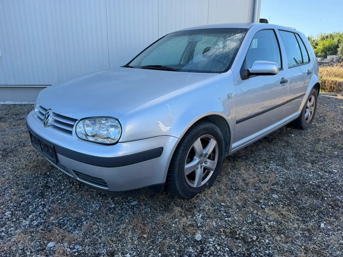 VW Golf