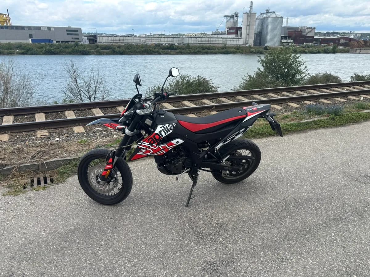 Aprilia SX