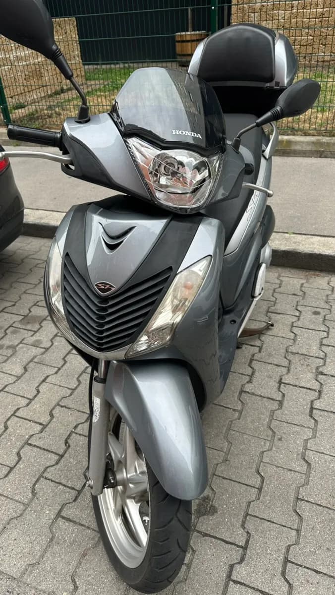 Honda SH
