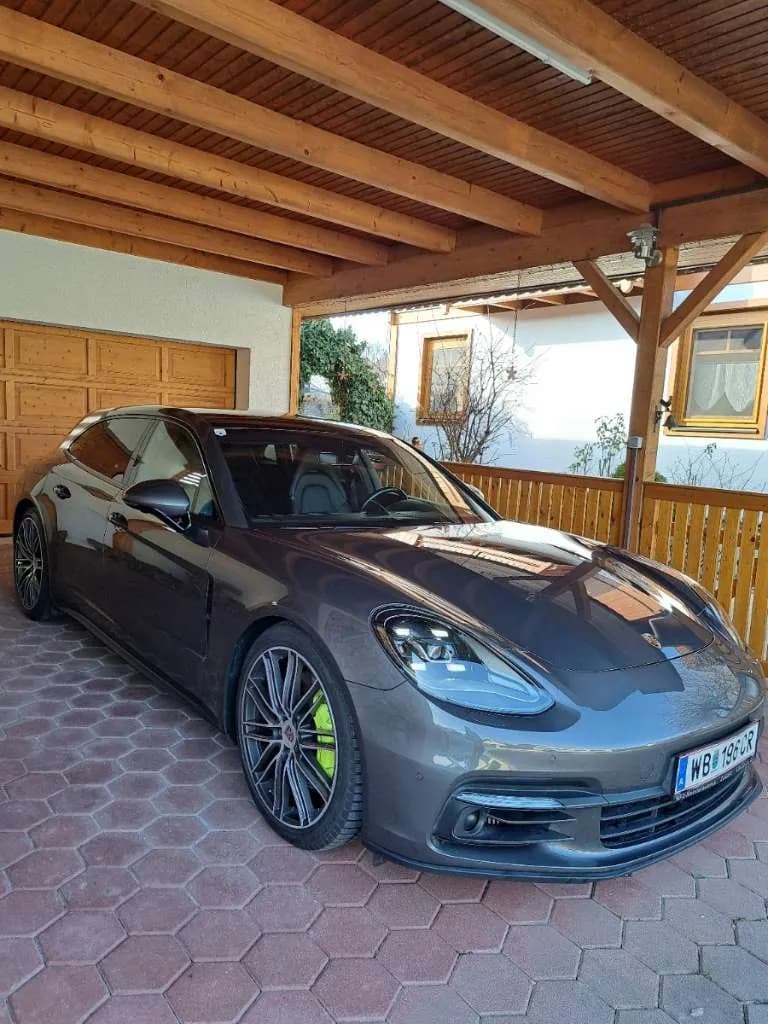 Porsche Panamera