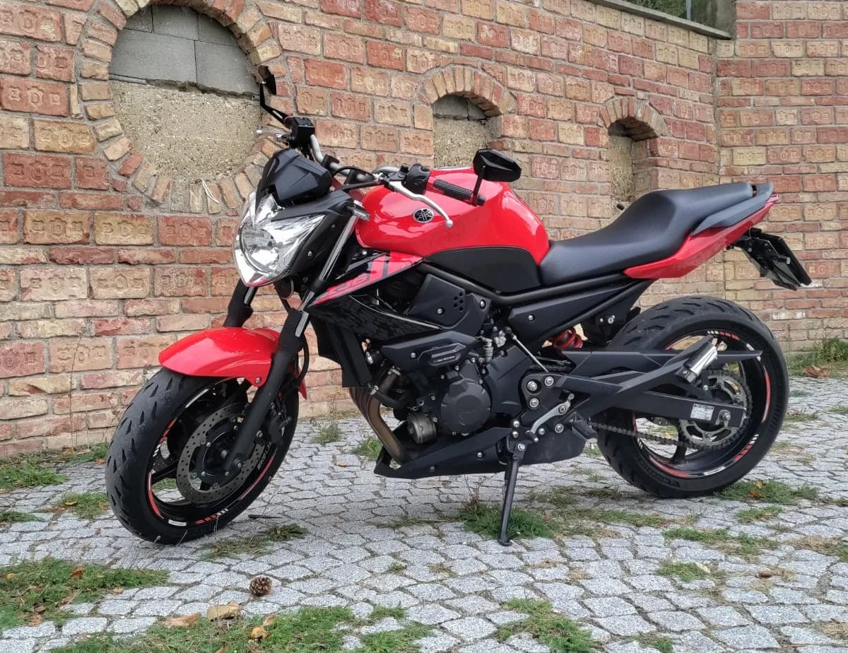 Yamaha XJ