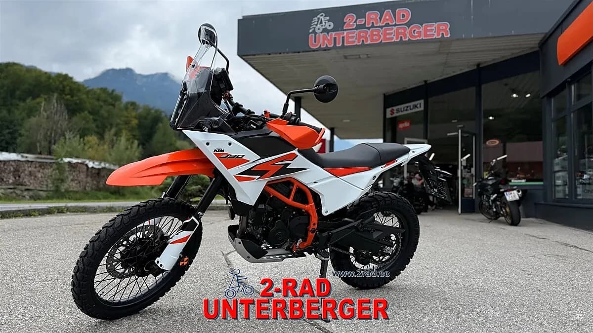 KTM 390