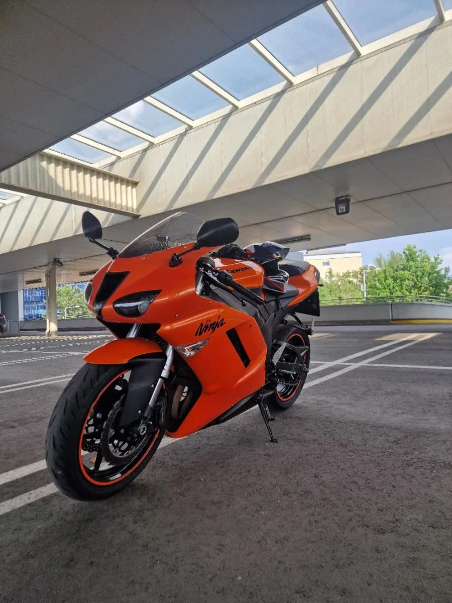 Kawasaki ZX