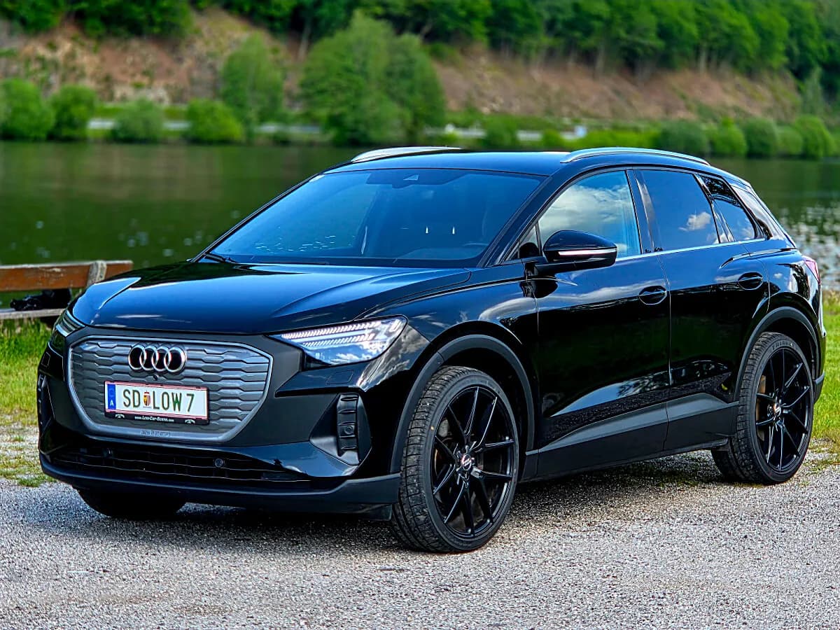 Audi Q4
