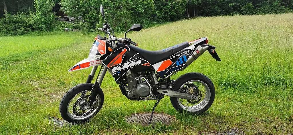 KTM 640