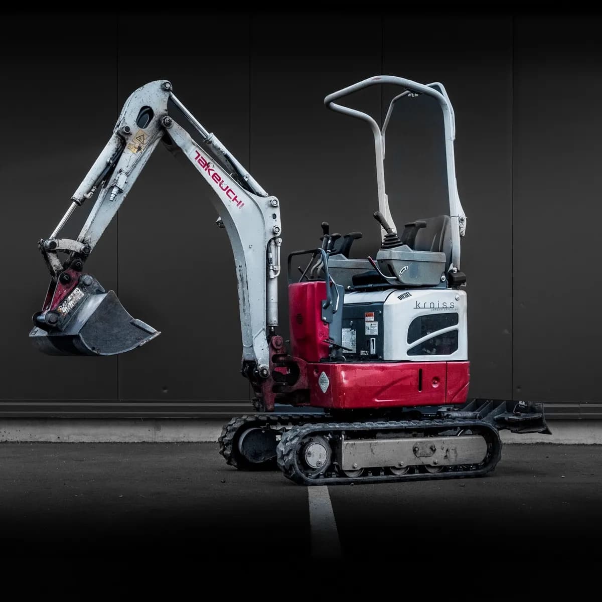 Takeuchi Sonstige