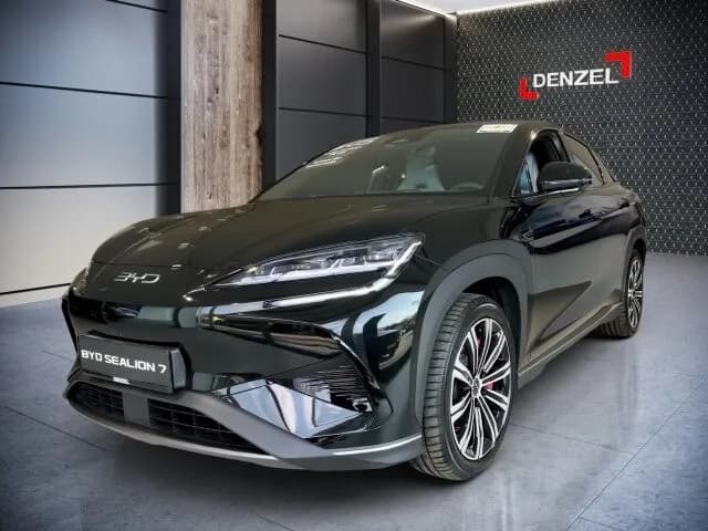 BYD Sealion 7