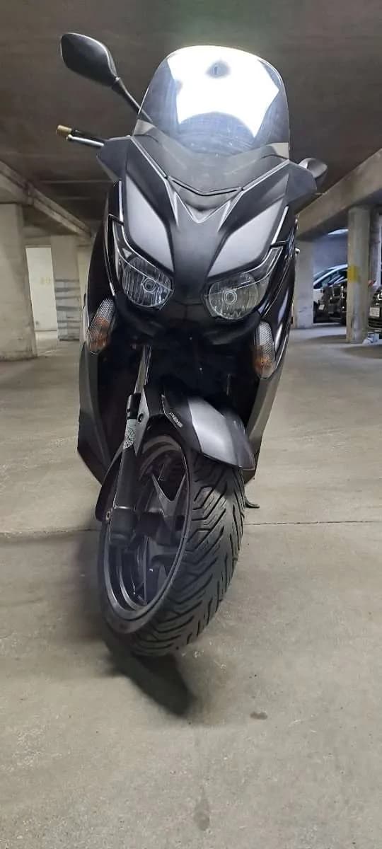 Yamaha X-Max