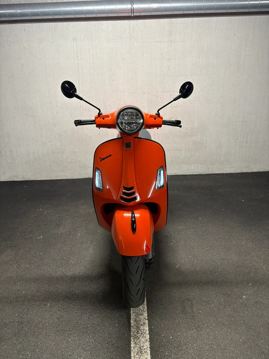 Vespa GTS