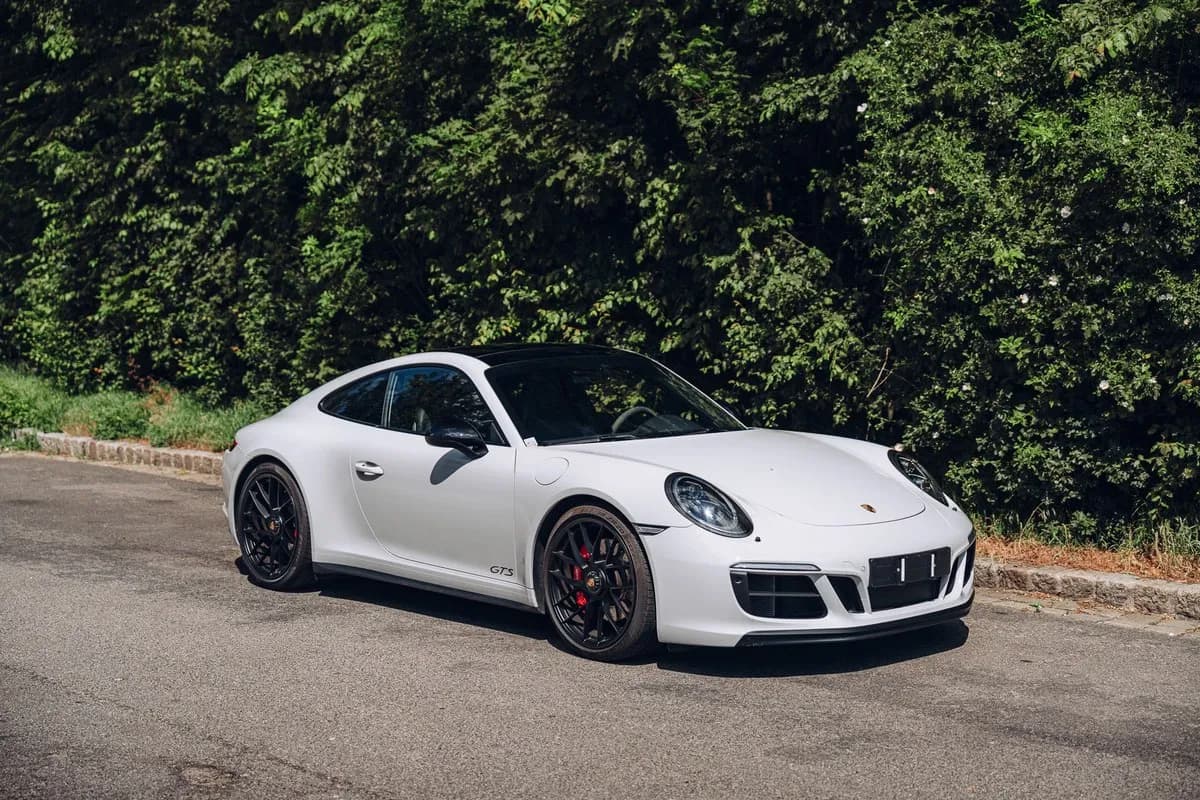 Porsche 911