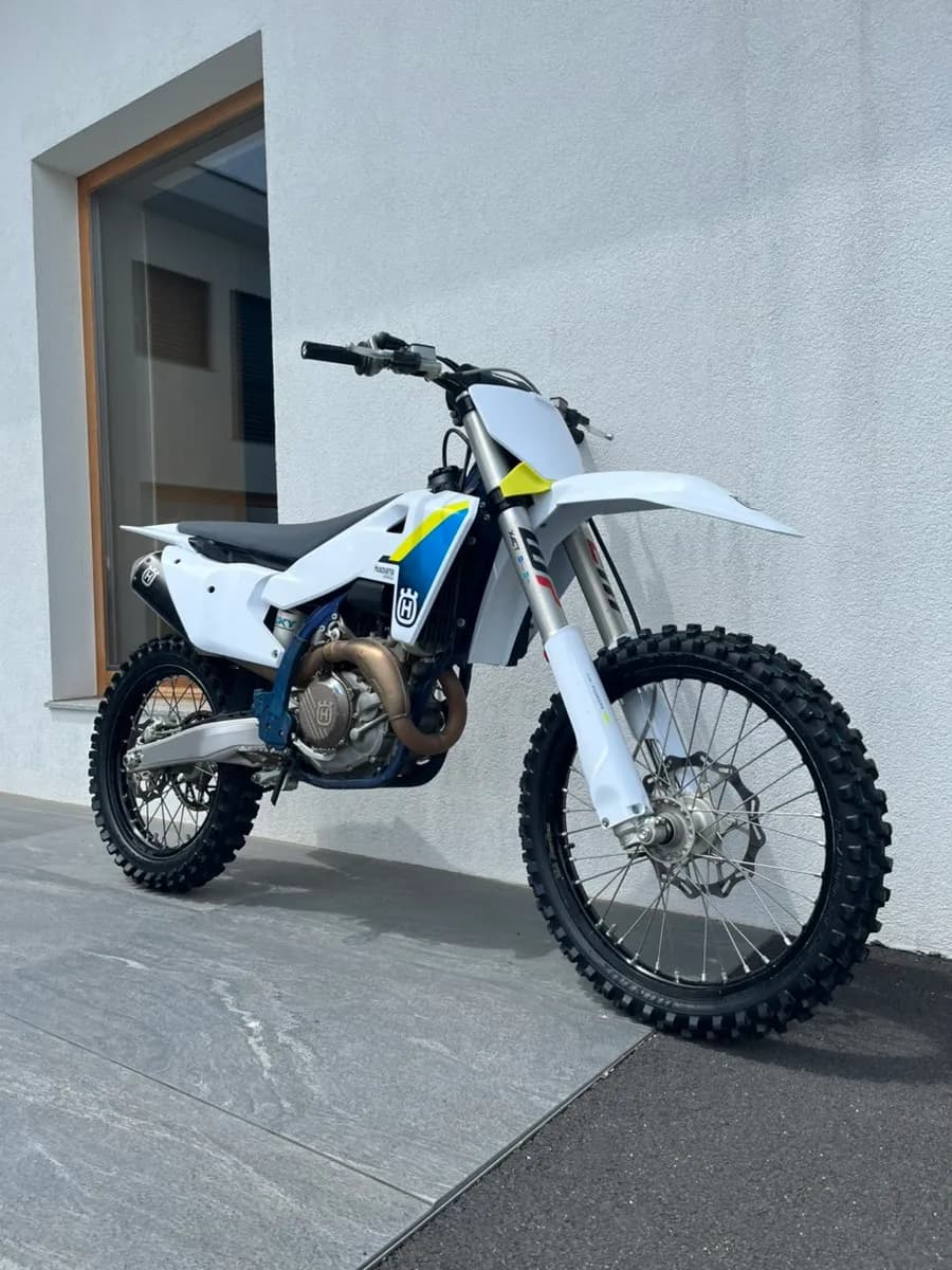 Husqvarna FC