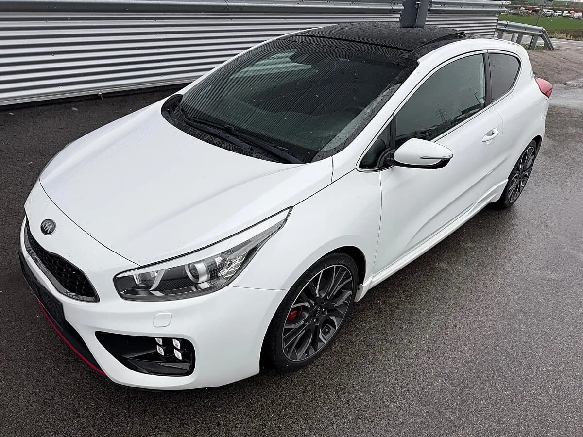 KIA ProCeed