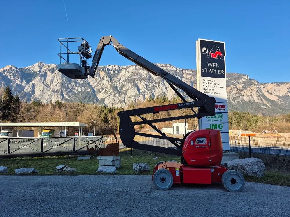 Manitou Sonstige