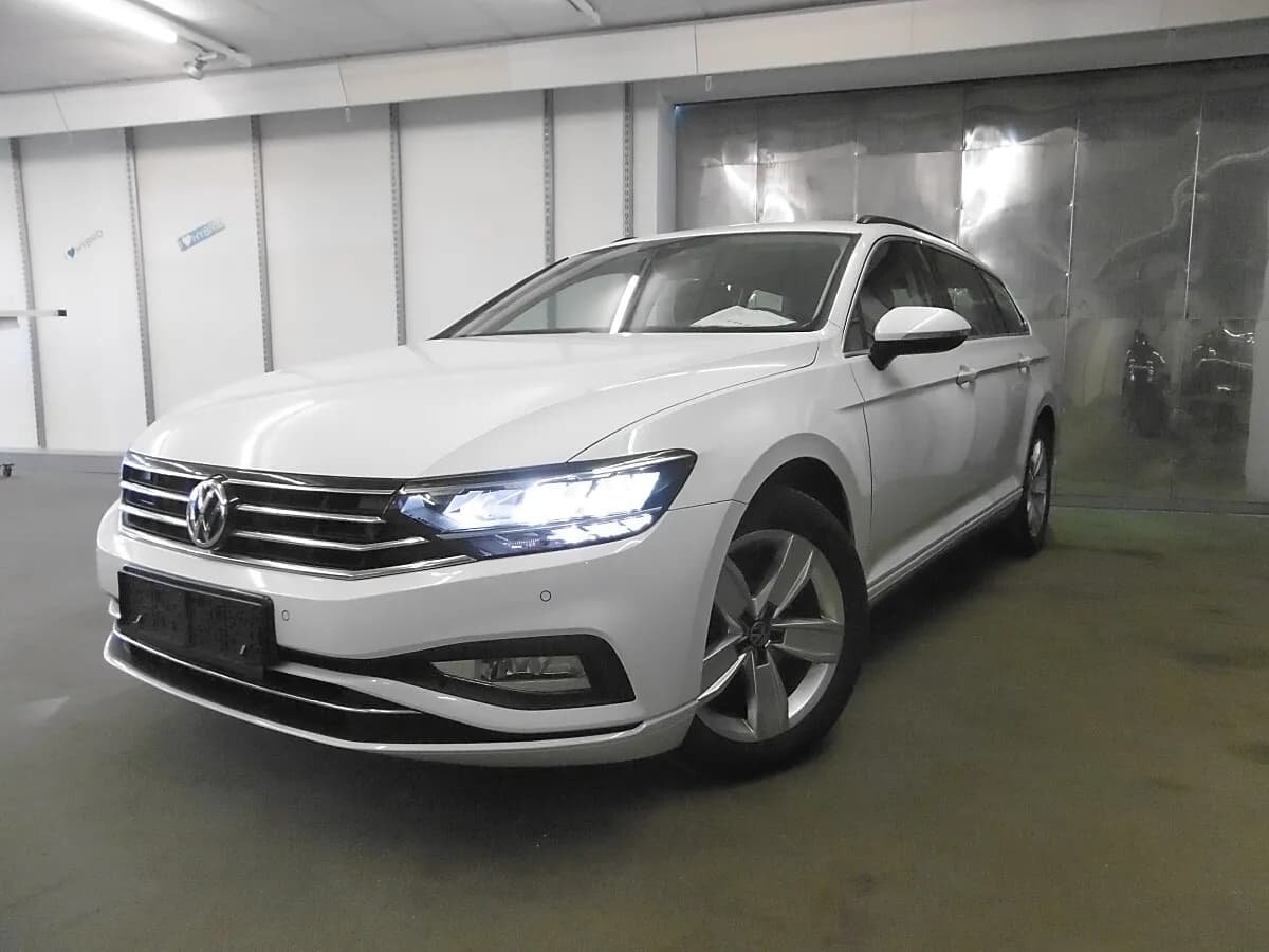 VW Passat