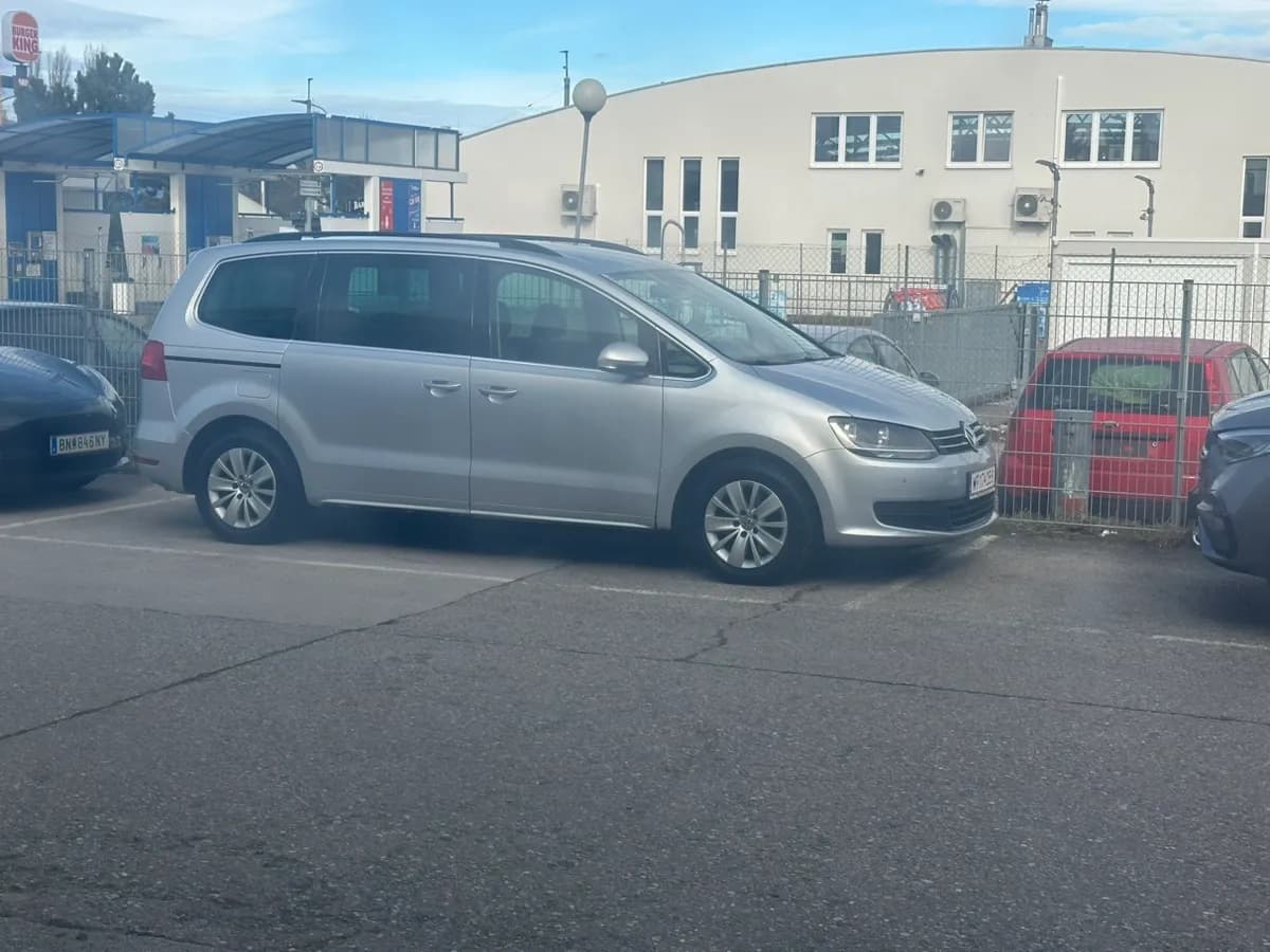 VW Sharan