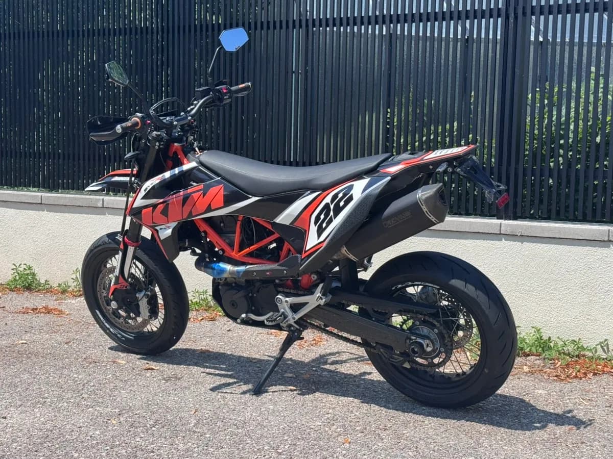 KTM 690