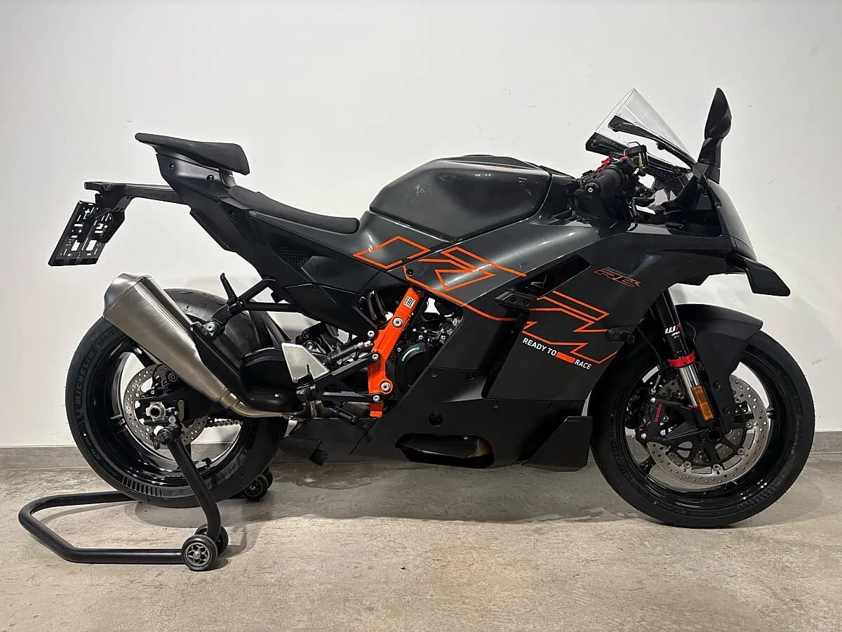 KTM 990