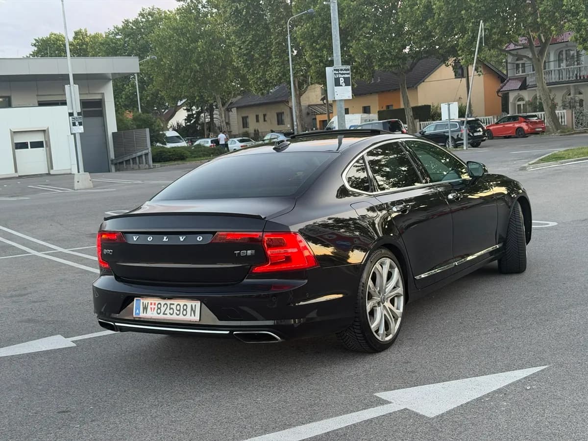 Volvo S90