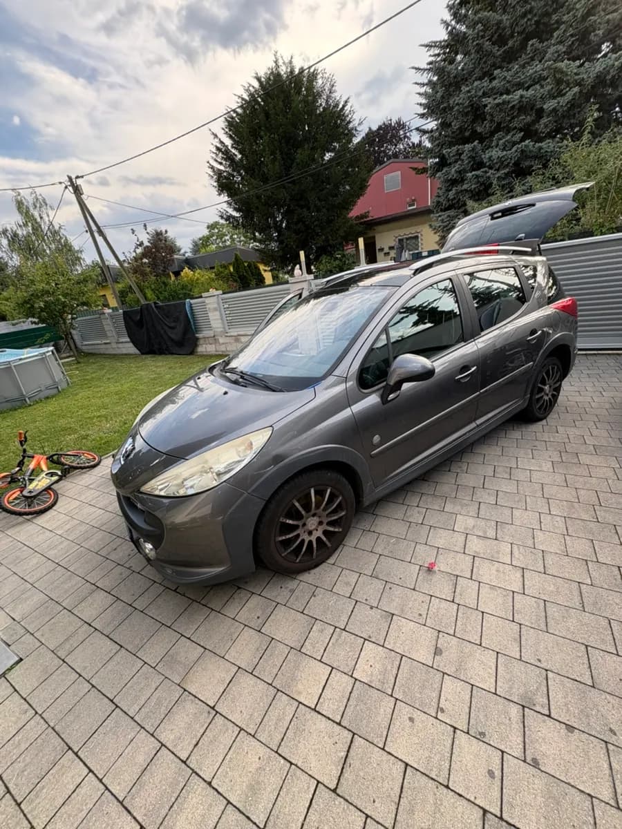 Peugeot 207