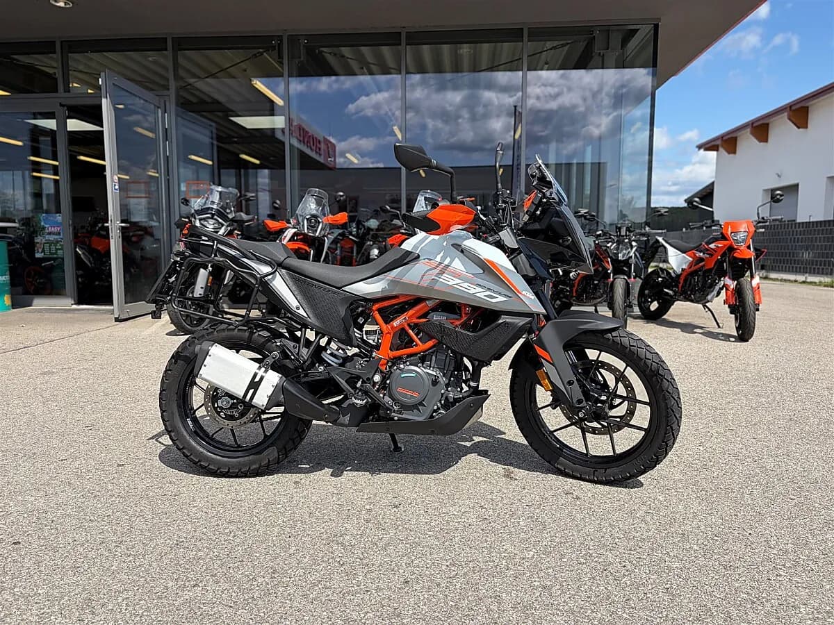 KTM 390